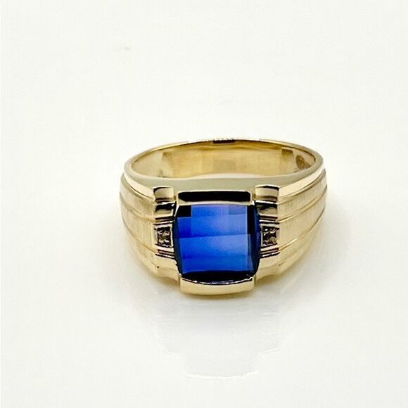 New 10k Gold Men's Created Sapphire and Diamond Ring - Picture 4 of 12